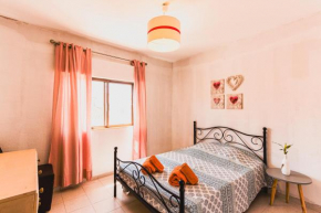 Charming 2-Bed Apartment in Armacao de Pera